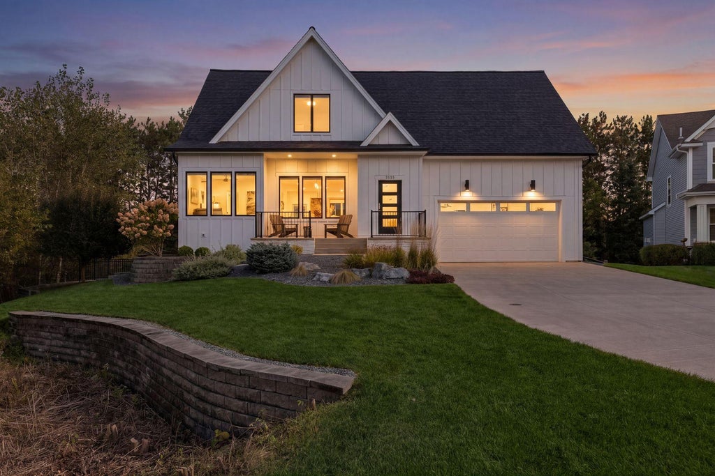 Photo of 1435 Monterey Court, Stillwater, MN 55082 (MLS # 7130008)