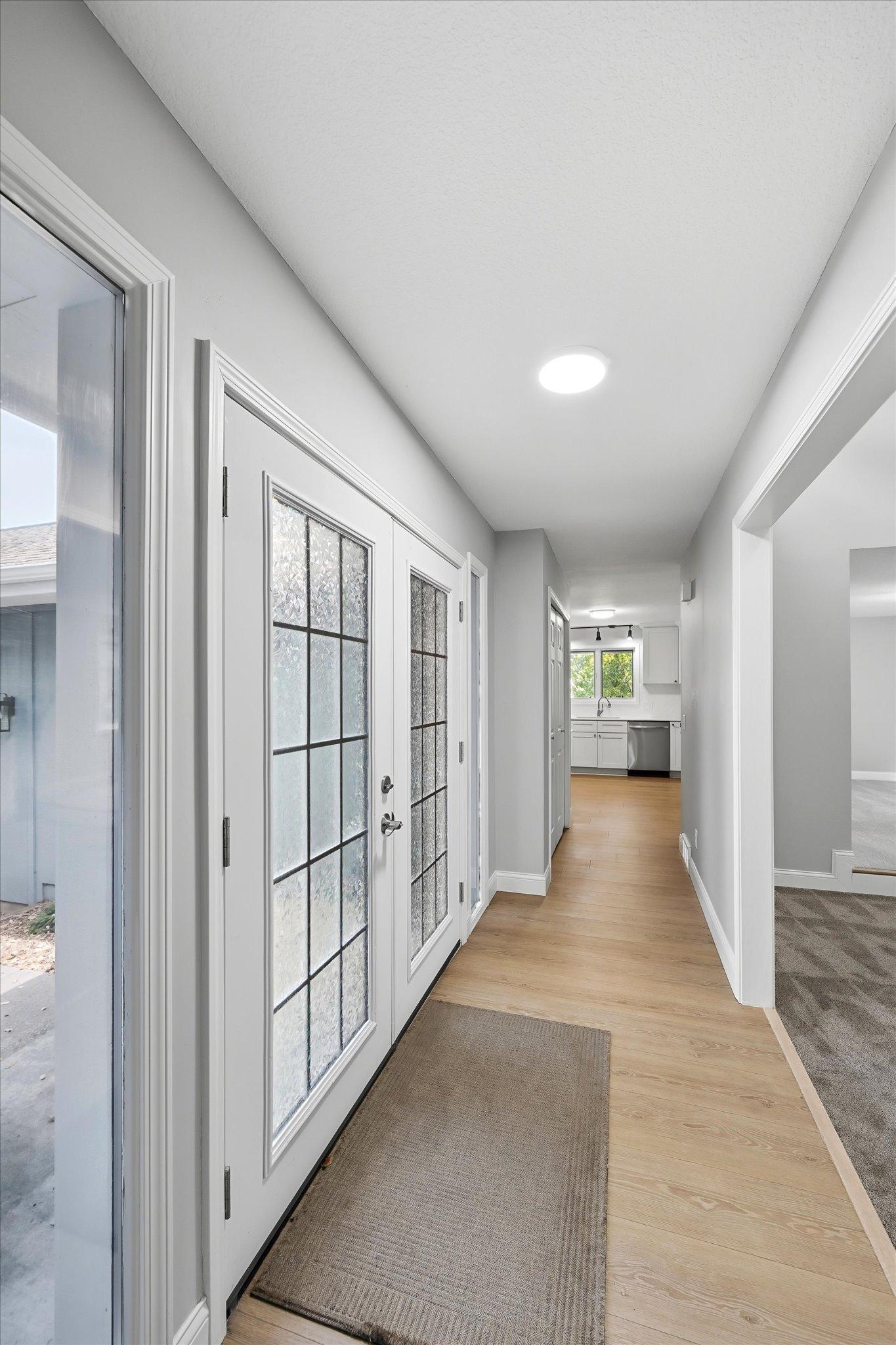 1592 Sherwood Court