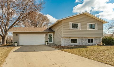 600 33rd Street Lane NW Rochester MN 55901