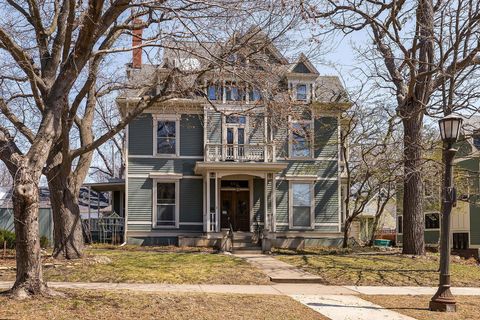 112 Western Avenue N 4 Saint Paul MN 55102