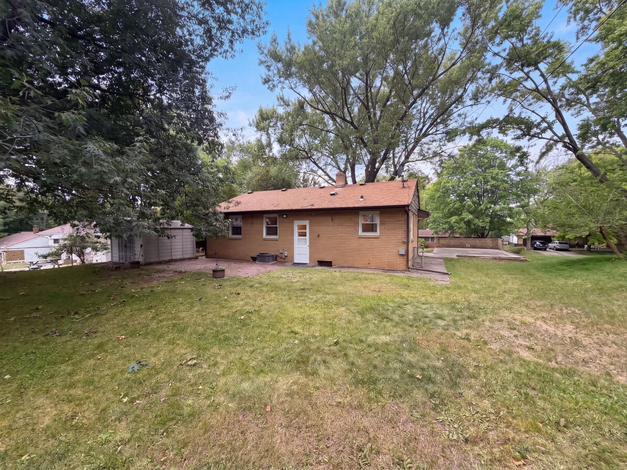 2804 Churchill Street
