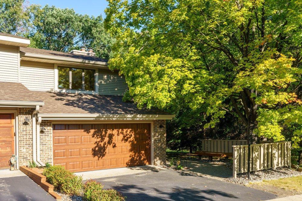 Photo of 563 Sterling Street S, Maplewood, MN 55119 (MLS # 7124444)