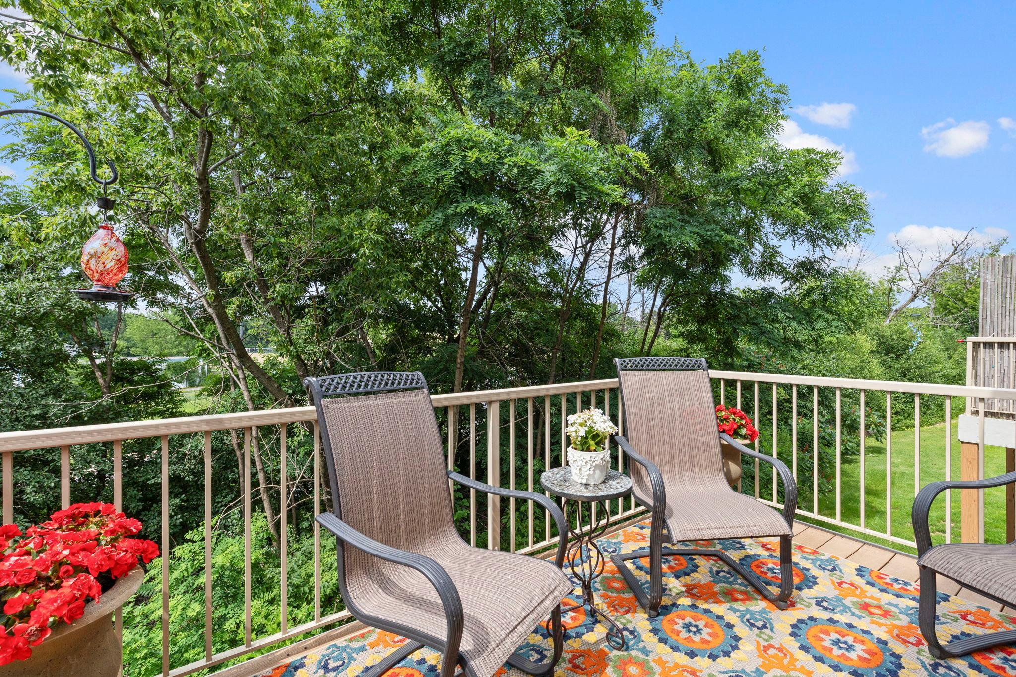 8374 Cedarview Circle