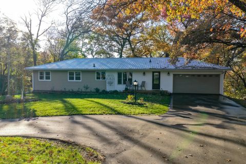 Photo of 1221 Pearl Street, Prescott, WI 54021 (MLS # 6811456)