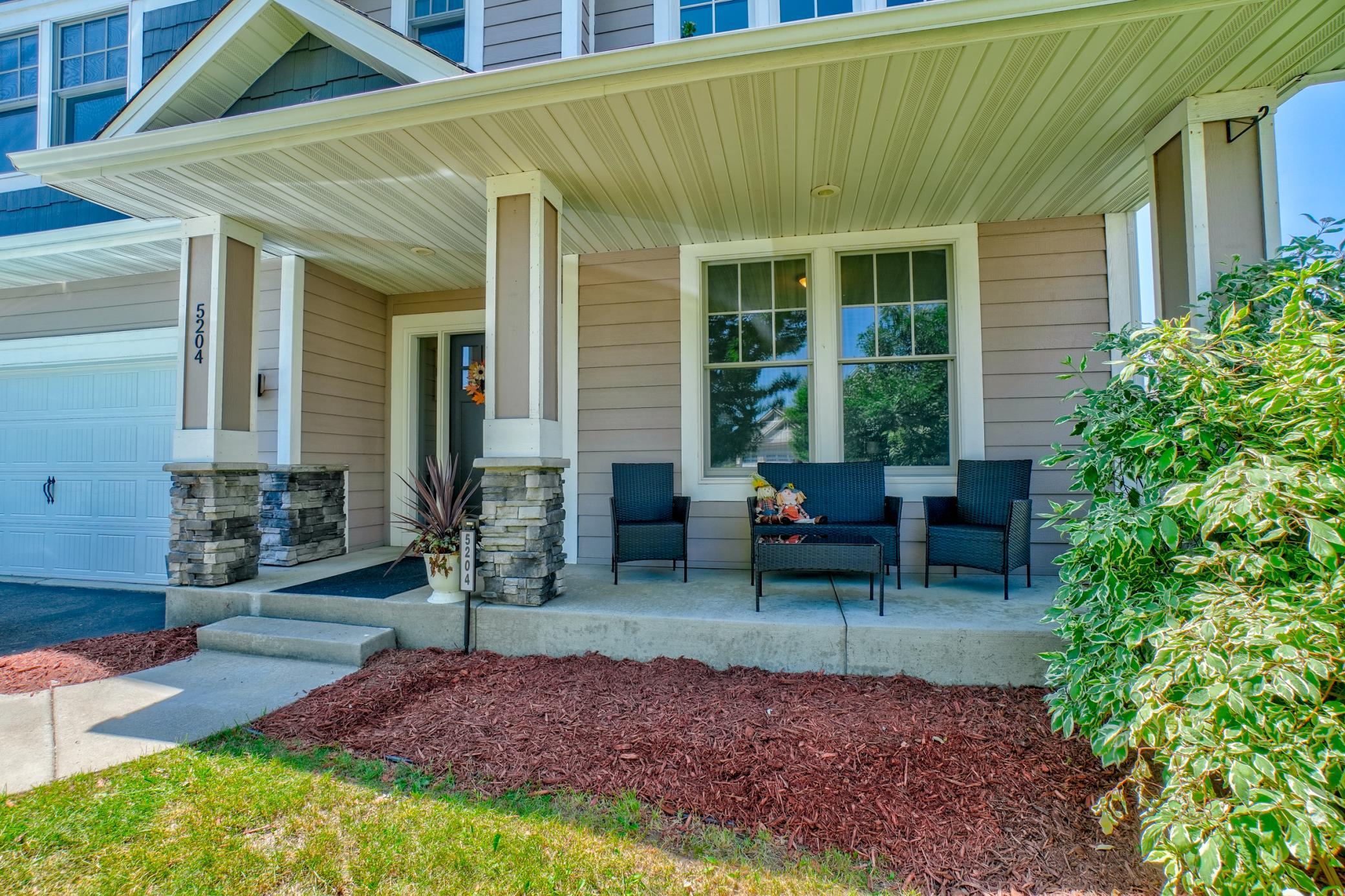 5204 Porchlight Bay