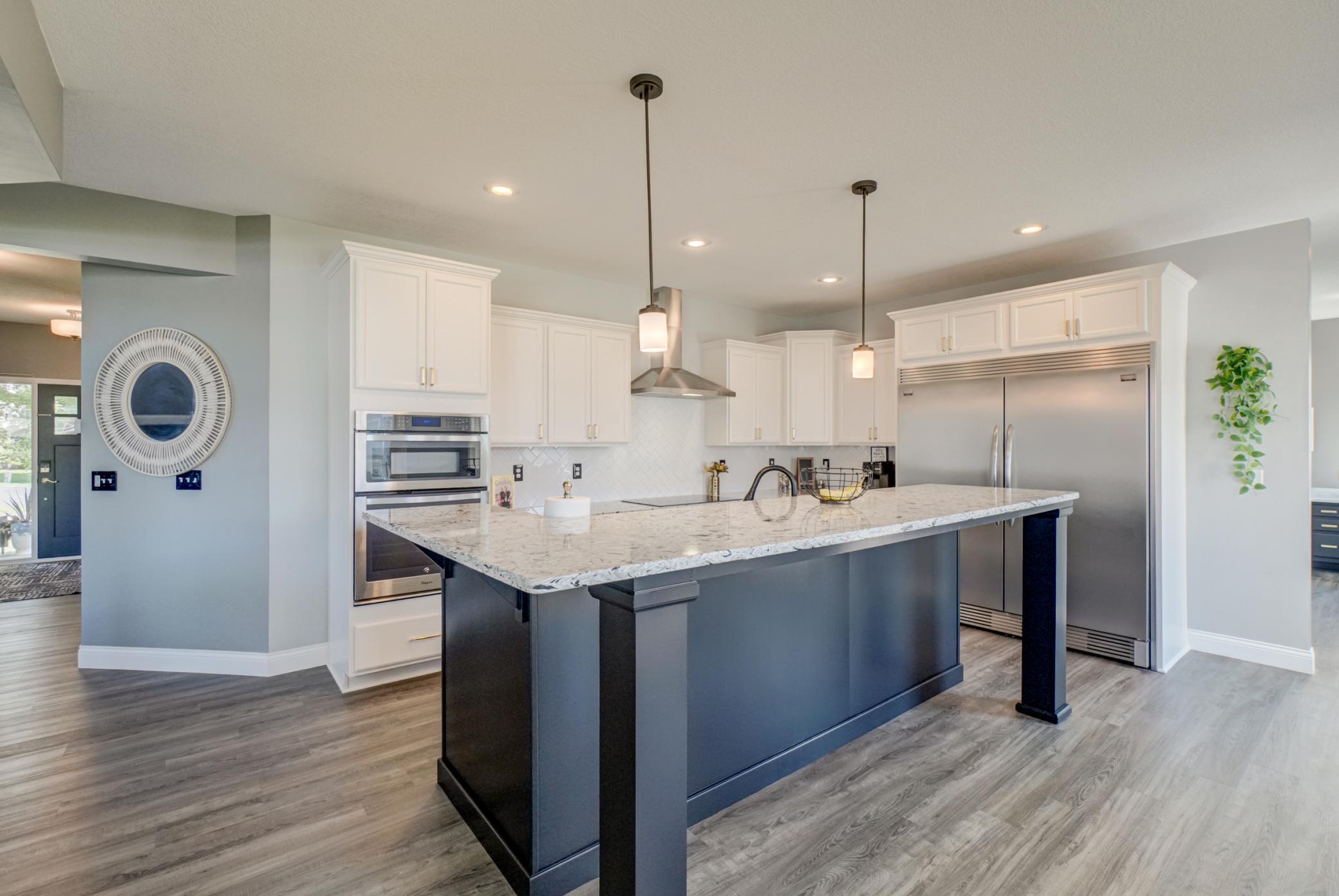 5204 Porchlight Bay