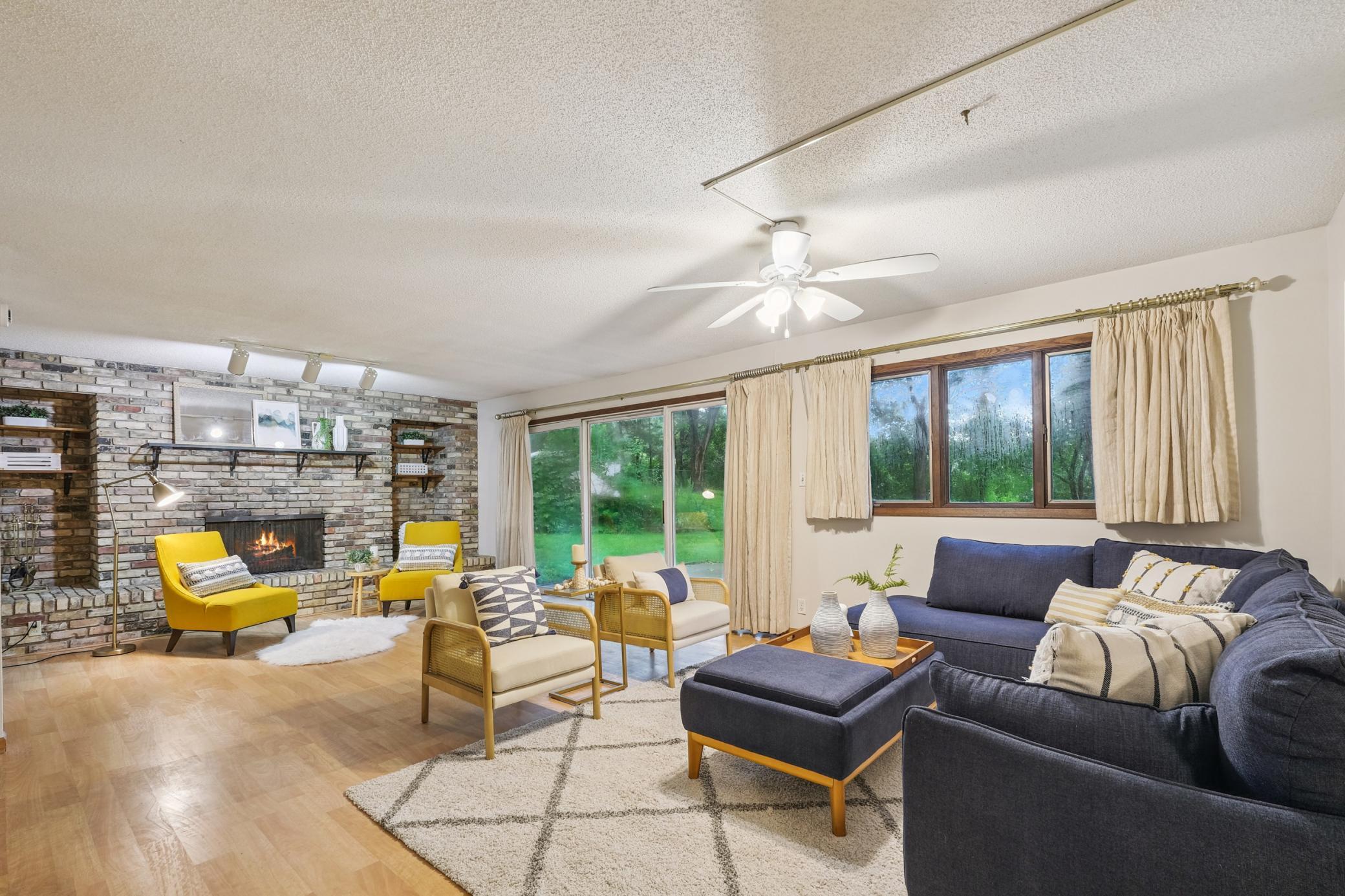 2252 Highway 36 W