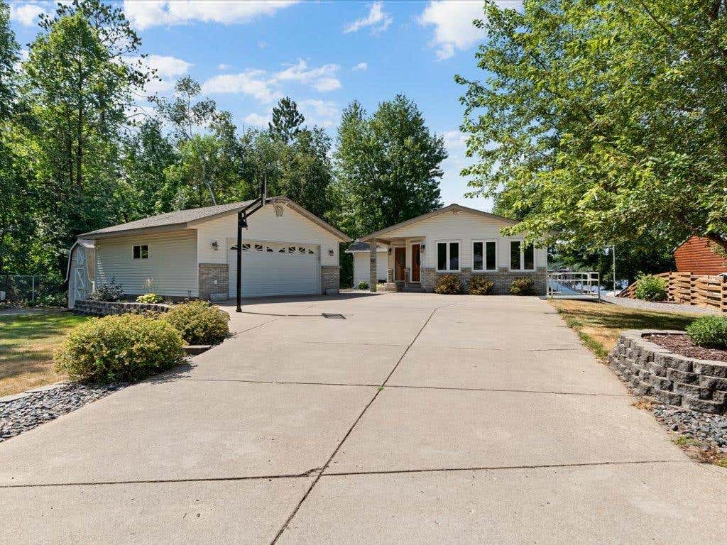 Photo of 15809 Pine Shores Road, Brainerd, MN 56401 (MLS # 7129079)