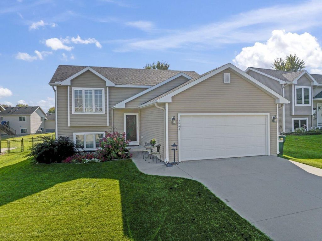 Photo of 2794 Tomah Place NW, Rochester, MN 55901 (MLS # 7006826)