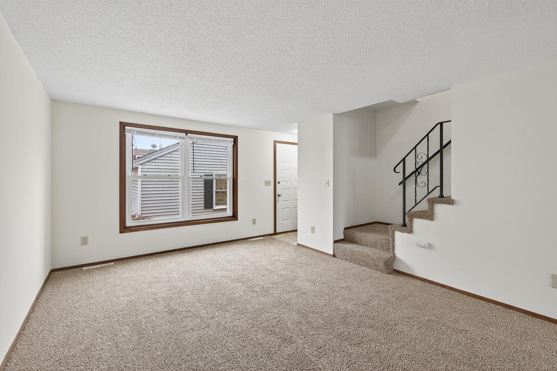 1496 Granada Avenue N