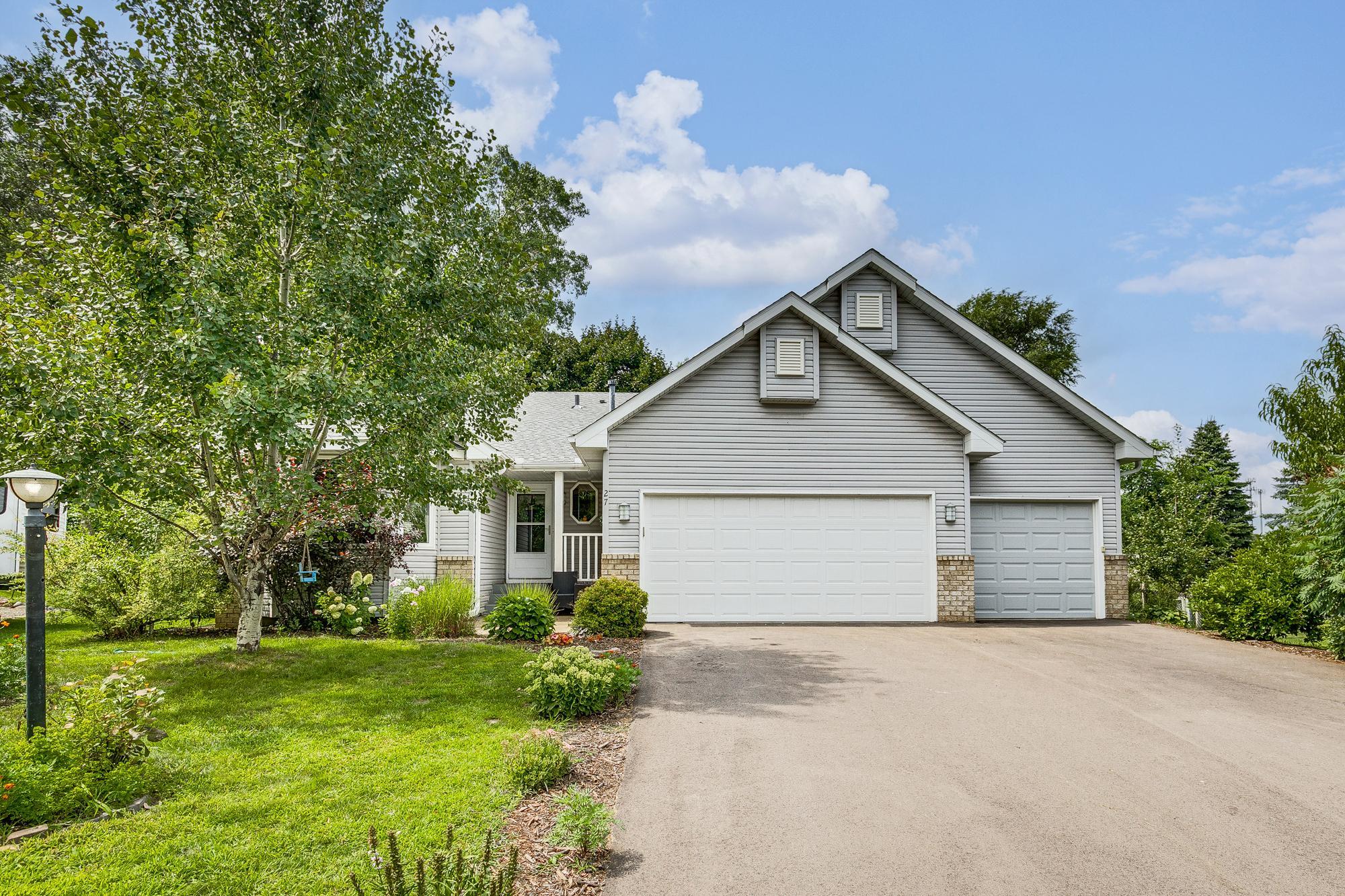 27 Maple Lane