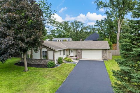 1227 Flicker Circle Eagan MN 55123