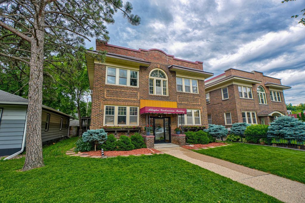 Photo of 4720 Nicollet Avenue, Minneapolis, MN 55419 (MLS # 6798160)