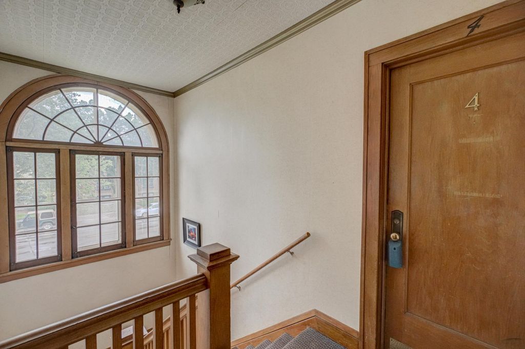 Photo of 4720 Nicollet Avenue, Minneapolis, MN 55419 (MLS # 6798160)