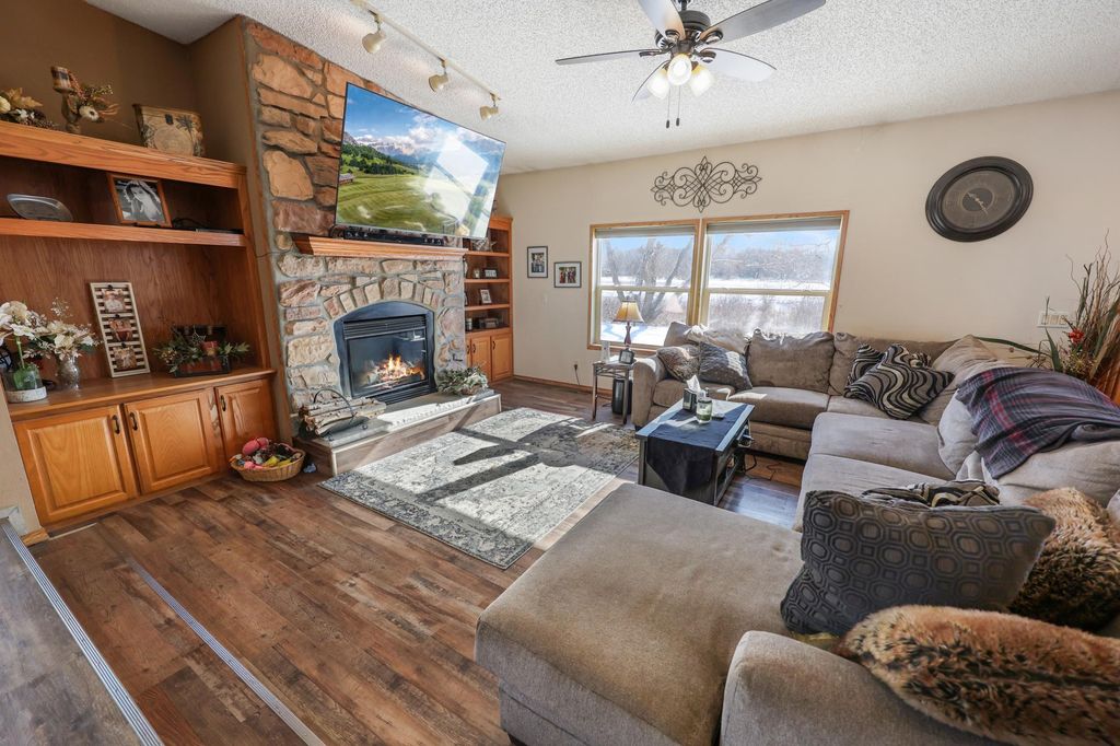 Photo of 20206 County Road 9 NE, New London, MN 56273 (MLS # 7050931)