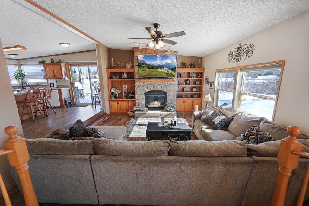 Photo of 20206 County Road 9 NE, New London, MN 56273 (MLS # 7050931)