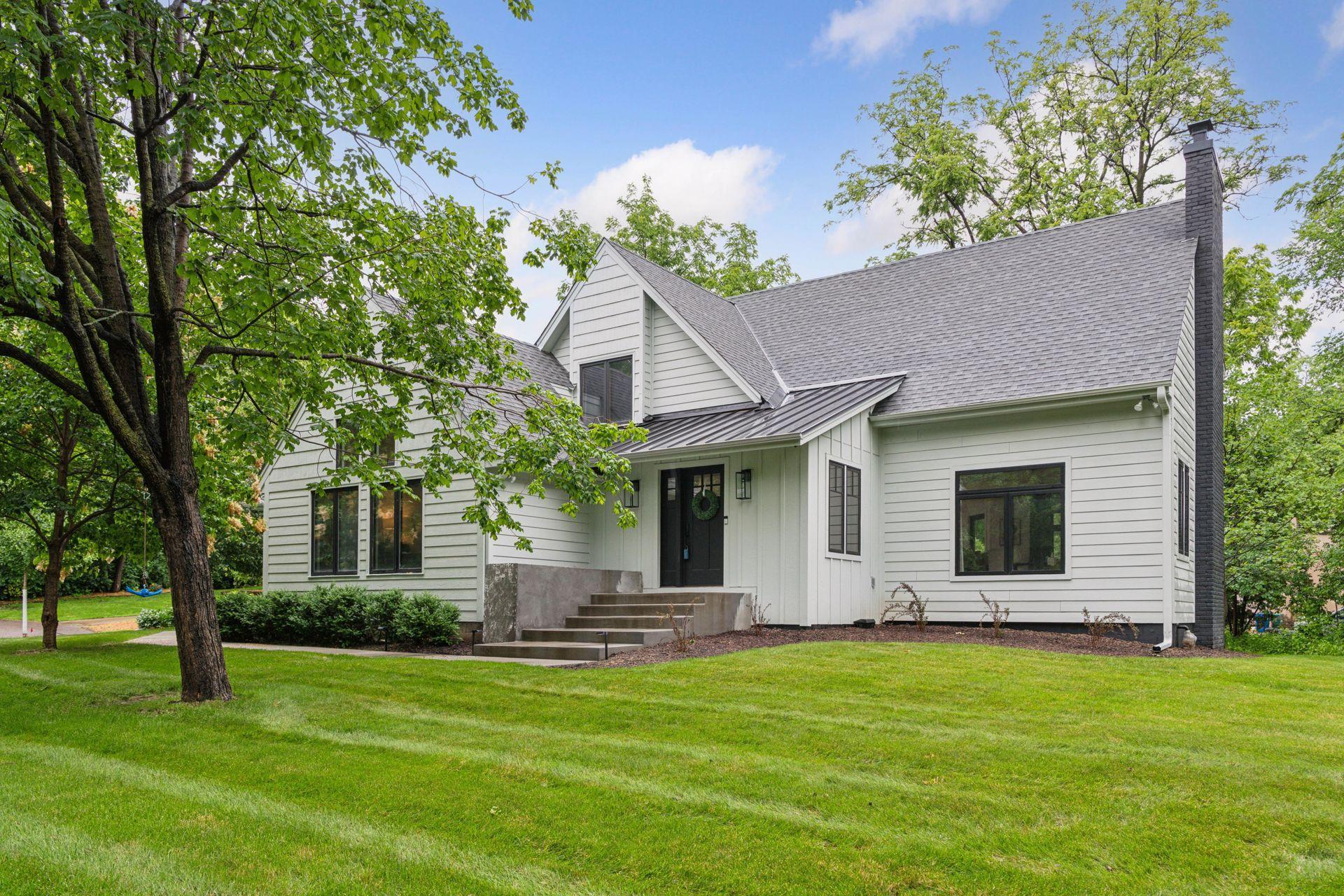 1611 Hill Ridge Terrace