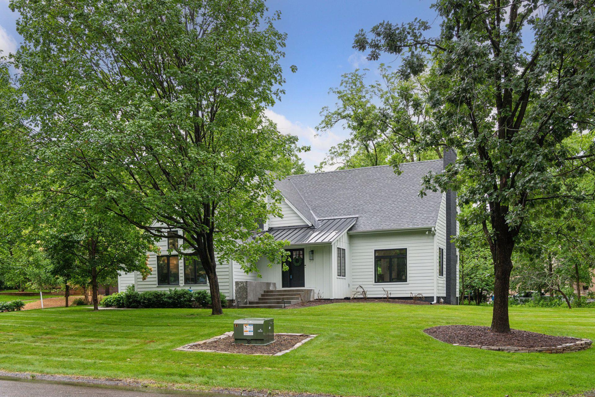 1611 Hill Ridge Terrace