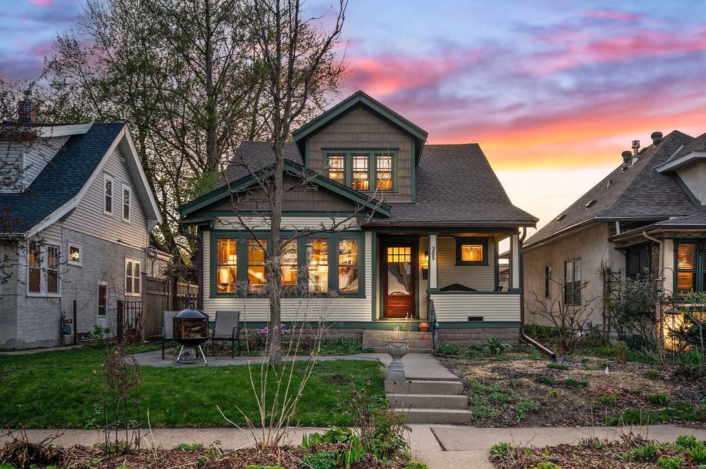 Photo of 305 Brimhall Street, Saint Paul, MN 55105 (MLS # 7044528)