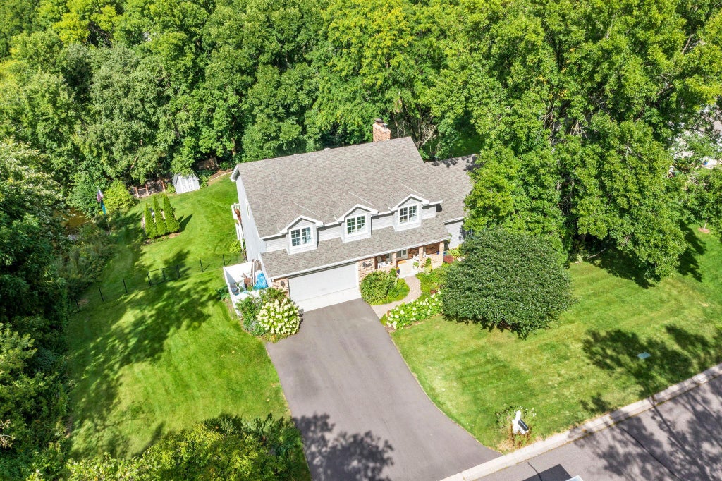Photo of 2600 Jewel Lane N, Plymouth, MN 55447 (MLS # 7145627)