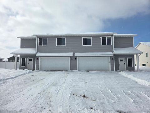 3429/3433 18th Street S Moorhead MN 56560