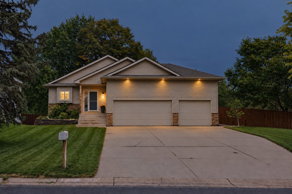 Photo of 13496 73rd Avenue N, Maple Grove, MN 55311 (MLS # 7150011)