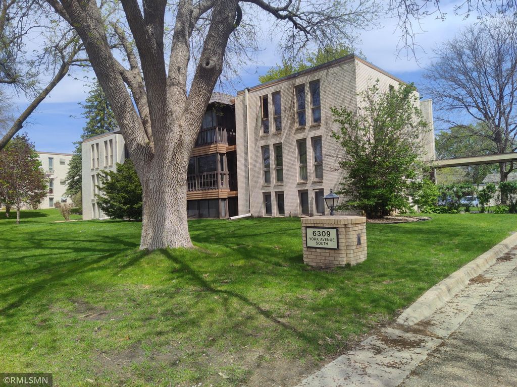 Photo of 6309 York Avenue S #104, Edina, MN 55435 (MLS # 7014260)