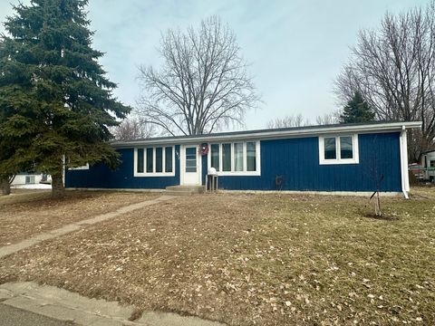 1970 Robin Lane S Centerville MN 55038