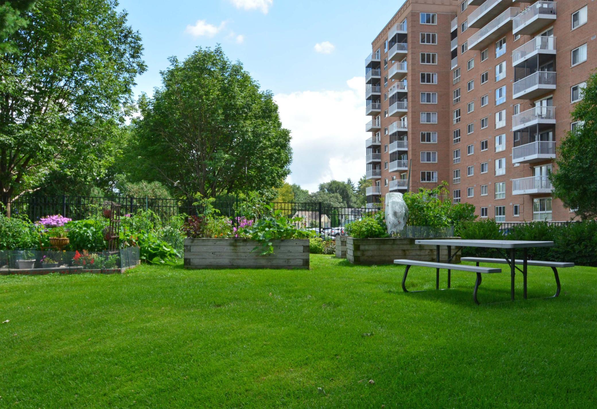 6615 Lake Shore Drive S 603