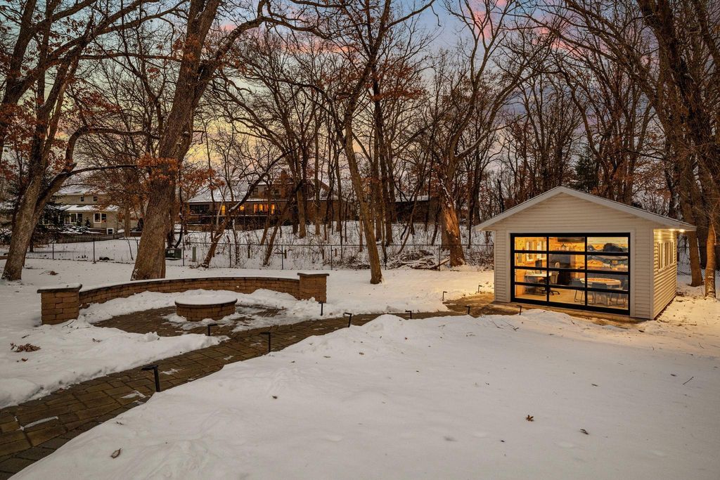 Photo of 2203 7th Avenue NW, Austin, MN 55912 (MLS # 7004386)
