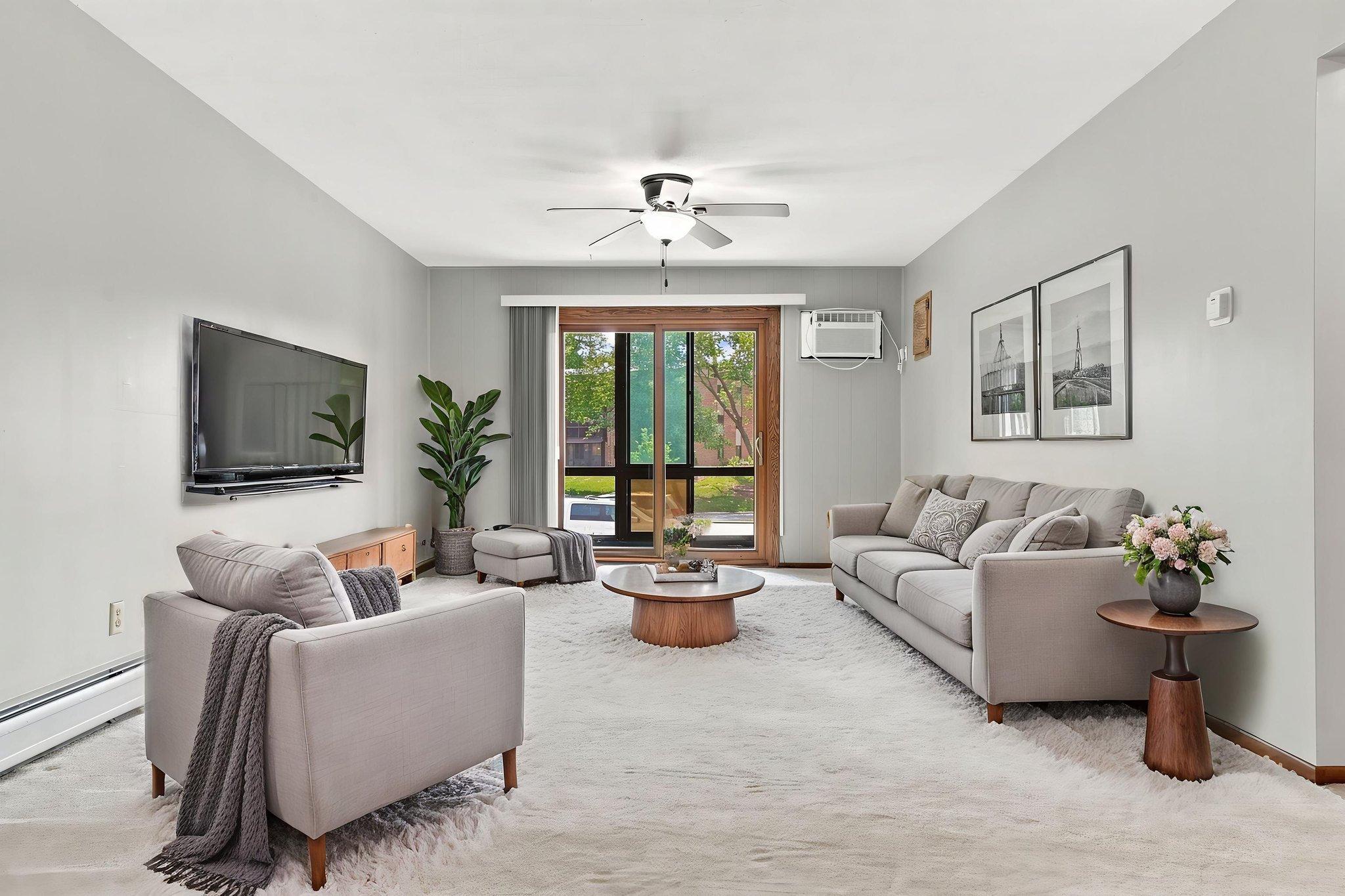 2700 Oxford Street N 116