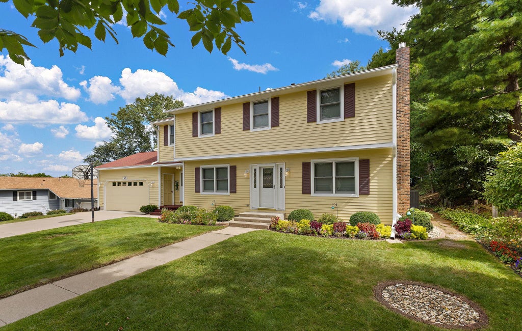 Photo of 1575 Woodland Drive, Red Wing, MN 55066 (MLS # 7158043)