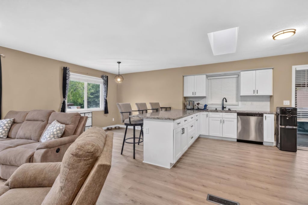 Photo of 7810 Idaho Lane N, Brooklyn Park, MN 55445 (MLS # 7117418)