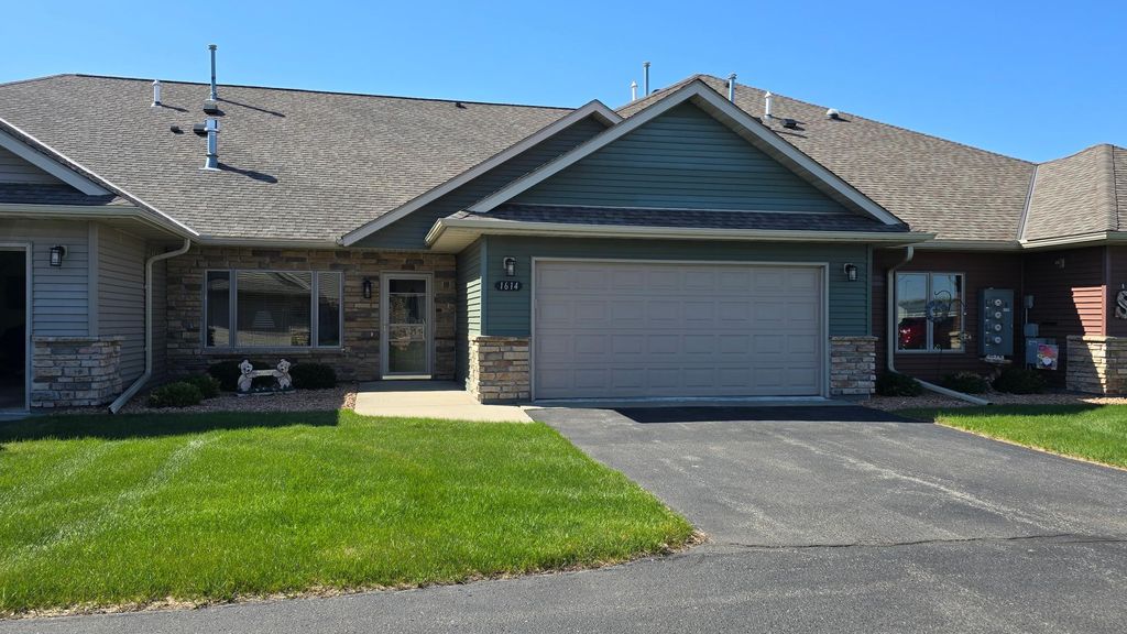 Photo of 1614 Thunderbird Road, Marshall, MN 56258 (MLS # 7063395)