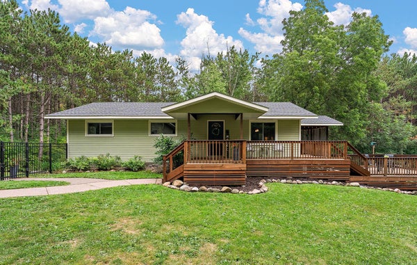 657 PERCH LAKE RD, HUDSON, WI 54016 - Image c77042e0119f7e231e1f7542e743e466/1785447200
