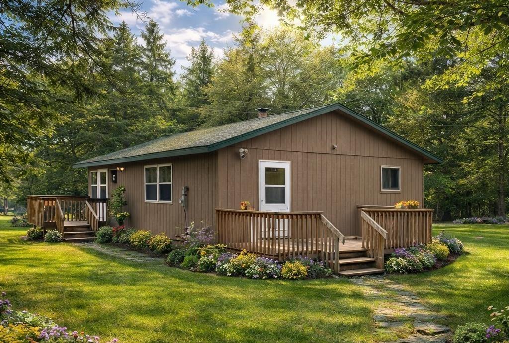 52520 Kestrel Avenue