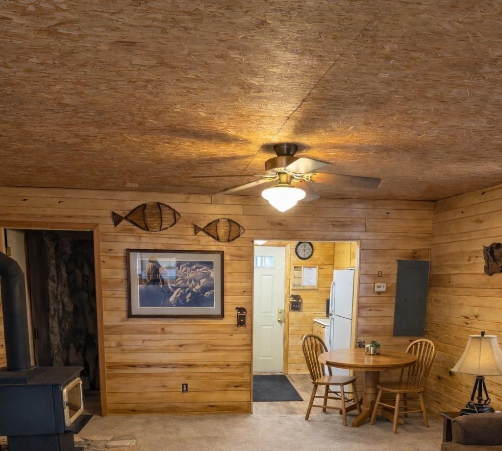 52520 Kestrel Avenue