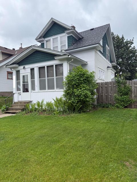 1678 Minnehaha Avenue E Saint Paul MN 55106