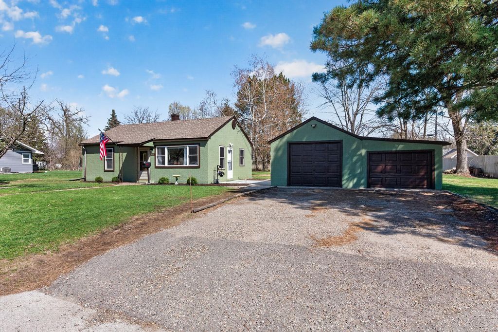 Photo of 6600 Quebec Avenue N, Brooklyn Park, MN 55428 (MLS # 7037844)