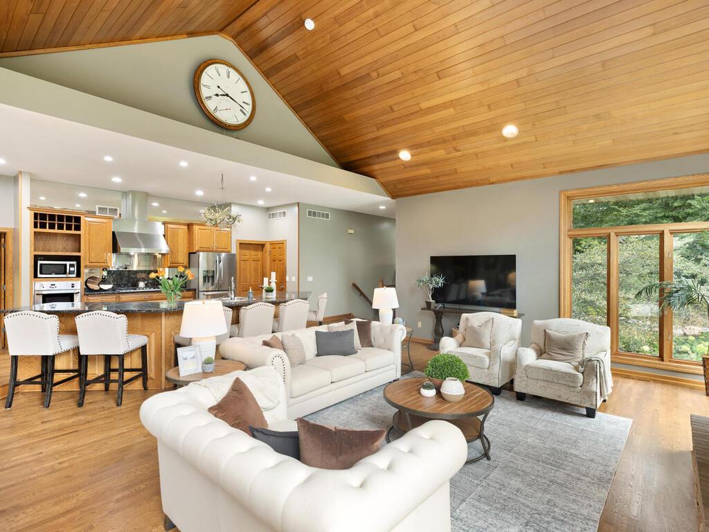 Forest Lake, Minnesota, 55025, United States, 5 Bedrooms Bedrooms, ,4 BathroomsBathrooms,Residential,Active,2034008