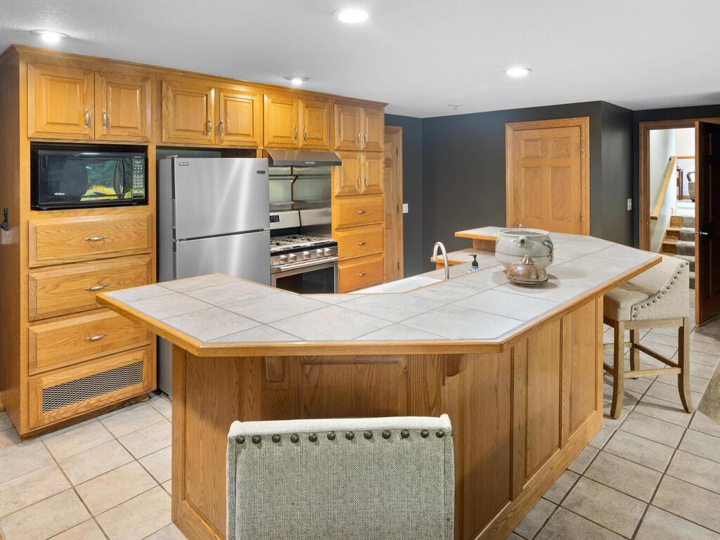 Forest Lake, Minnesota, 55025, United States, 5 Bedrooms Bedrooms, ,4 BathroomsBathrooms,Residential,Active,2034008