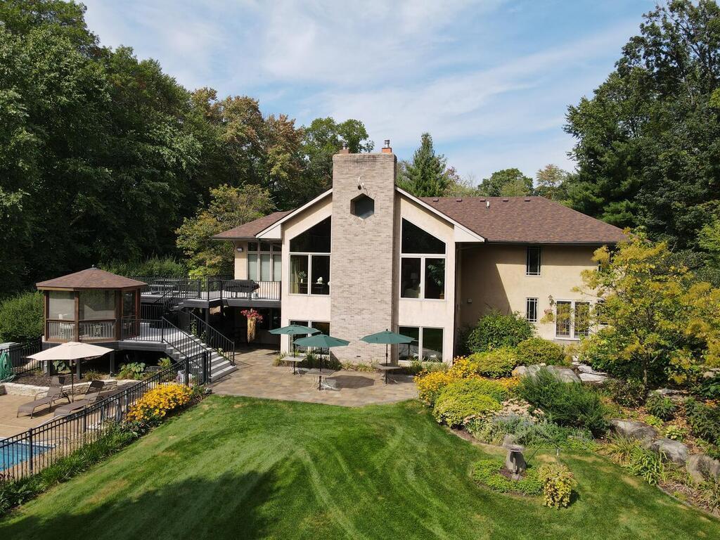 Forest Lake, Minnesota, 55025, United States, 5 Bedrooms Bedrooms, ,4 BathroomsBathrooms,Residential,Active,2034008
