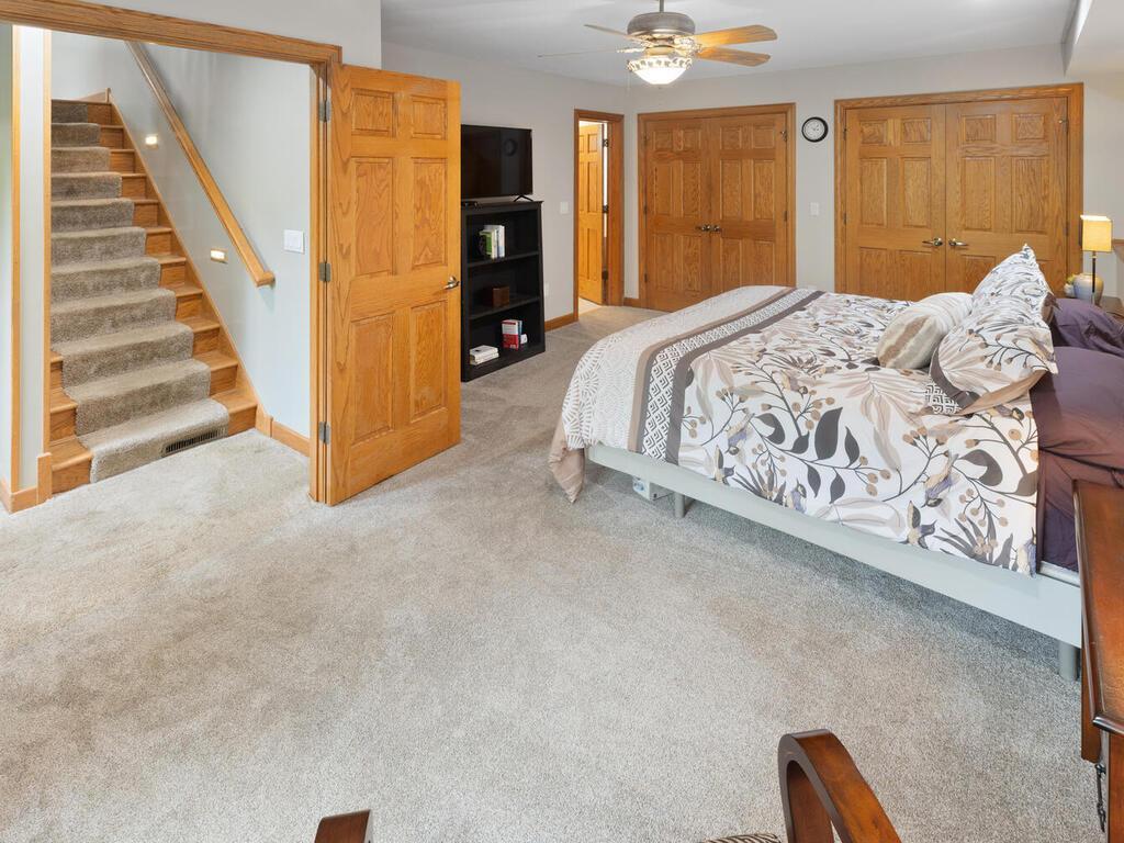Forest Lake, Minnesota, 55025, United States, 5 Bedrooms Bedrooms, ,4 BathroomsBathrooms,Residential,Active,2034008