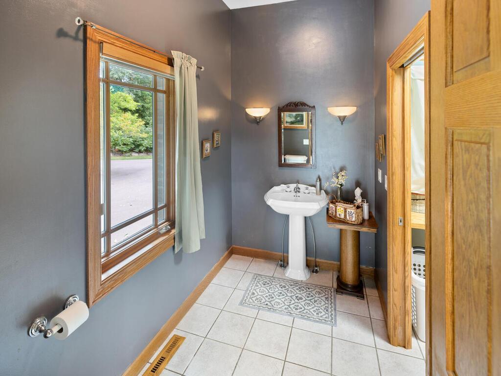 Forest Lake, Minnesota, 55025, United States, 5 Bedrooms Bedrooms, ,4 BathroomsBathrooms,Residential,Active,2034008