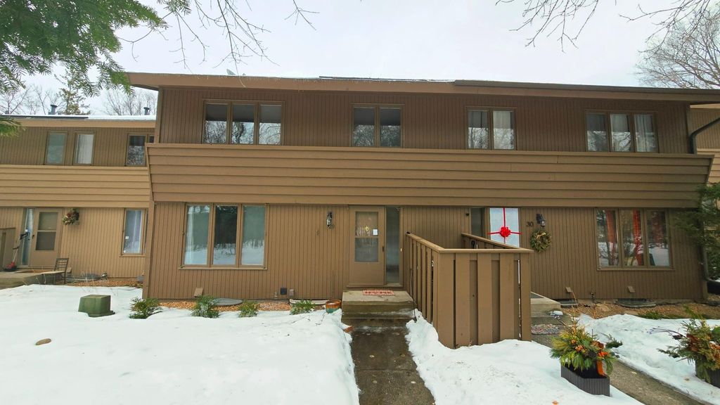 Photo of 29 Walden Street, Burnsville, MN 55337 (MLS # 7016957)