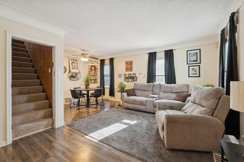 Photo of 2646 Morgan Avenue N, Minneapolis, MN 55411 (MLS # 7024914)