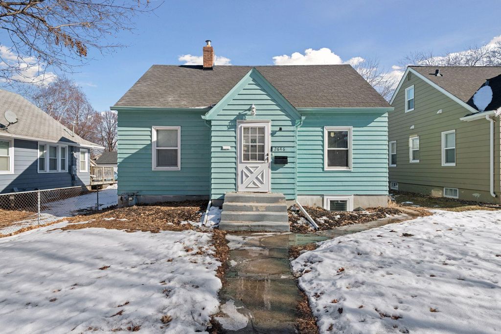 Photo of 2646 Morgan Avenue N, Minneapolis, MN 55411 (MLS # 7024914)
