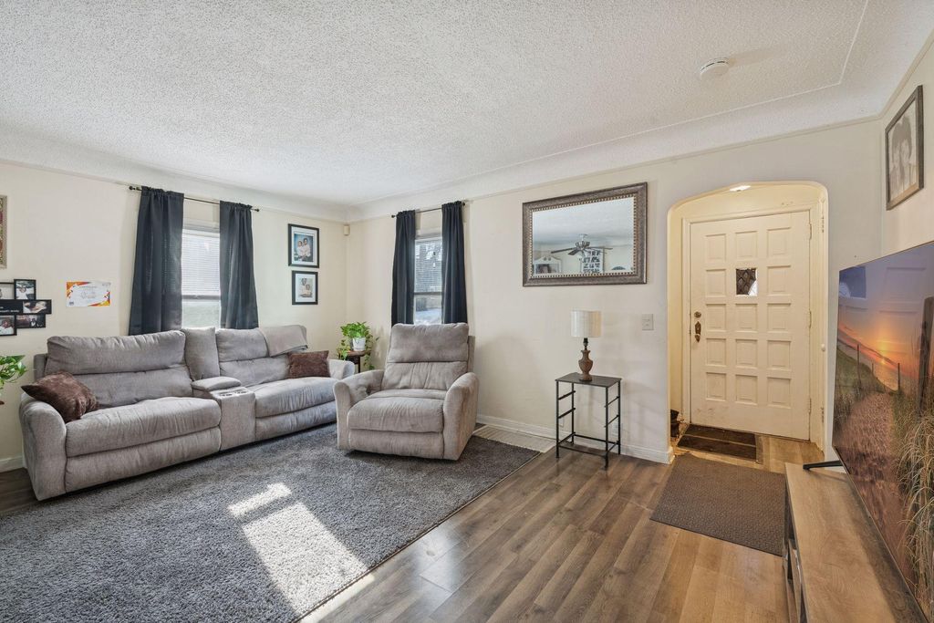 Photo of 2646 Morgan Avenue N, Minneapolis, MN 55411 (MLS # 7024914)