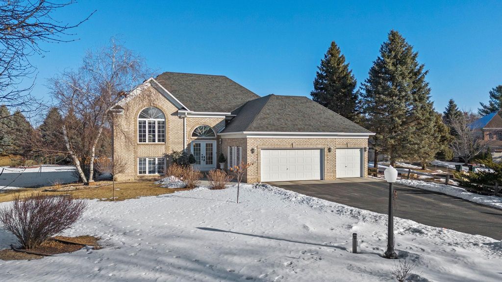 Photo of 2001 Stonepine Avenue, Hudson, WI 54016 (MLS # 7011917)