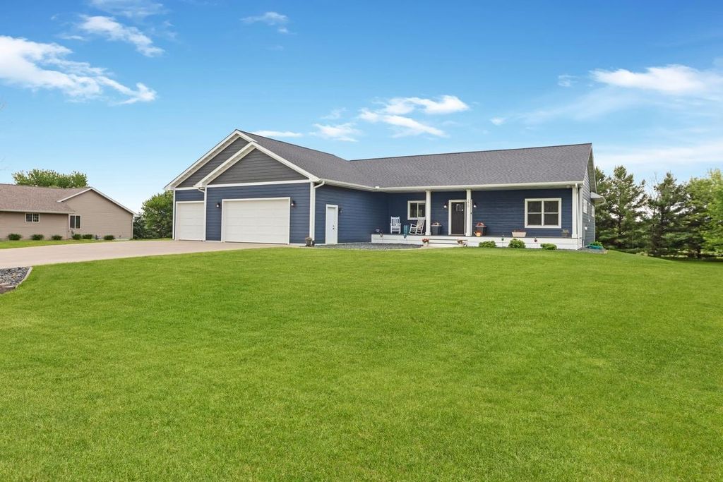 Photo of 270 Johnson Parkway, Hammond, WI 54015 (MLS # 7085524)
